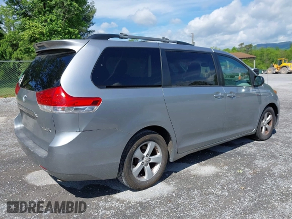 2011 Toyota Sienna LE AAS with VIN 5TDKK3DC2BS175598, listed as a IAAI auction lot 42186153 with 169,267 mi miles. Bid and sale history available at carsss.com. Image 6.