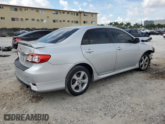 2013 Toyota Corolla L with VIN 2T1BU4EE4DC061663, listed as a Copart auction lot 48504935 with 72,119 mi miles and Salvage Title. Bid and sale history available at DreamBid. Image 3.
