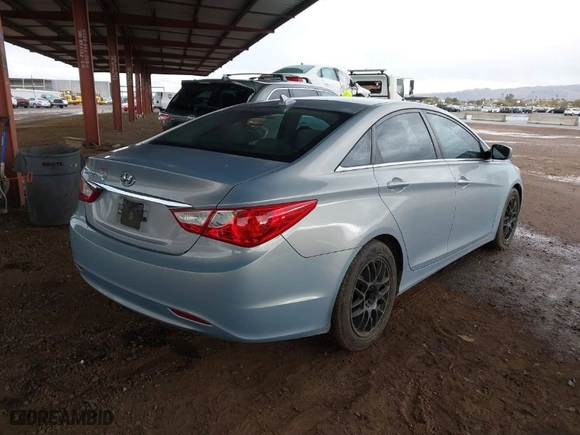 2011 Hyundai Sonata GLS PZEV with VIN 5NPEB4ACXBH064567, listed as a IAAI auction lot 41753883 with 221,646 mi miles. Bid and sale history available at carsss.com. Image 4.