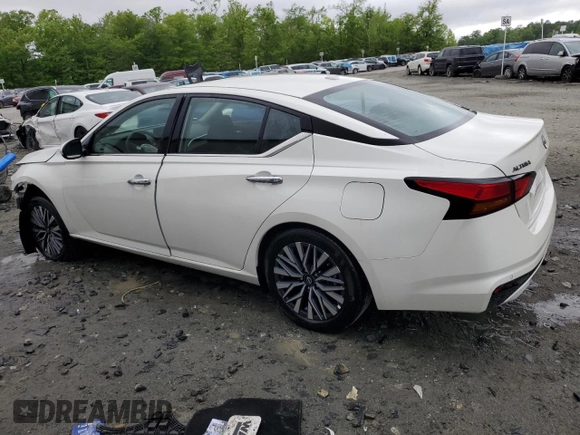 2024 Nissan Altima SV with VIN 1N4BL4DV8RN429650, listed as a Copart auction lot 55502375 with 18,009 mi miles and Salvage Title. Bid and sale history available at DreamBid. Image 2.