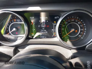 2020 Jeep Wrangler Unlimited Sport S с VIN 1C4HJXDG6LW285952, выставлен на аукционе IAAI как лот 41666200 с пробегом 37 089 миль миль и . История ставок и продаж доступна на DreamBid. Изображение 7.