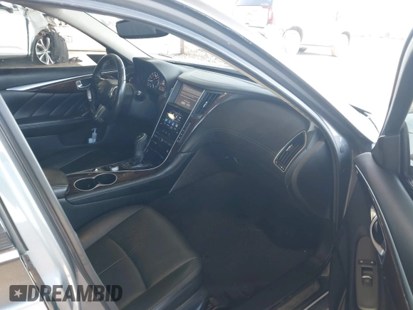 2018 Infiniti Q50 Luxe with VIN JN1EV7AP6JM363783, listed as a IAAI auction lot 42027040 with 41,020 mi miles and . Bid and sale history available at DreamBid. Image 5.