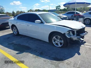 2020 Dodge Charger SXT z VIN 2C3CDXBG1LH144603, wystawiony jako IAAI lot #41782493 z przebiegiem 93 978 mil mil oraz . Historia ofert i sprzedaży dostępna na DreamBid. Obrazek 1.