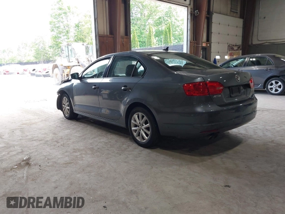 2012 Volkswagen Jetta SE с VIN 3VWDP7AJ6CM065513, выставлен на аукционе IAAI как лот 42348236 с пробегом 144 035 миль миль и . История ставок и продаж доступна на DreamBid. Изображение 3.
