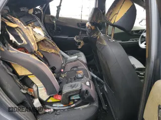 2021 Hyundai Kona SE z VIN KM8K12AA8MU742150, wystawiony jako Copart lot #56840555 z przebiegiem 67 371 mil mil oraz Szkoda całkowita • Salvage title. Historia ofert i sprzedaży dostępna na DreamBid. Obrazek 11.