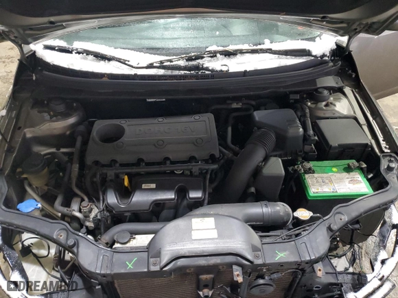 2011 Kia Forte 5-Door EX with VIN KNAFU5A28B5385516, listed as a Copart auction lot 46816535 with 122,199 mi miles and Salvage Title. Bid and sale history available at carsss.com. Image 12.
