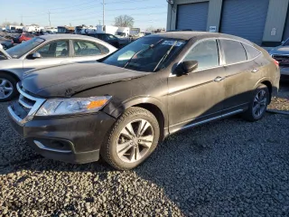 2014 Honda Crosstour EX-L with VIN 5J6TF2H54EL003149, listed as a Copart auction lot 43042725 with 146,425 mi miles and Salvage Title. Bid and sale history available at carsss.com. Image 1.