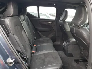 2022 Volvo XC40 Twin Plus z VIN YV4ED3UR0N2691608, wystawiony jako Copart lot #79759674 z przebiegiem 17 633 mil mil oraz Szkoda całkowita • Salvage title. Historia ofert i sprzedaży dostępna na DreamBid. Obrazek 11.