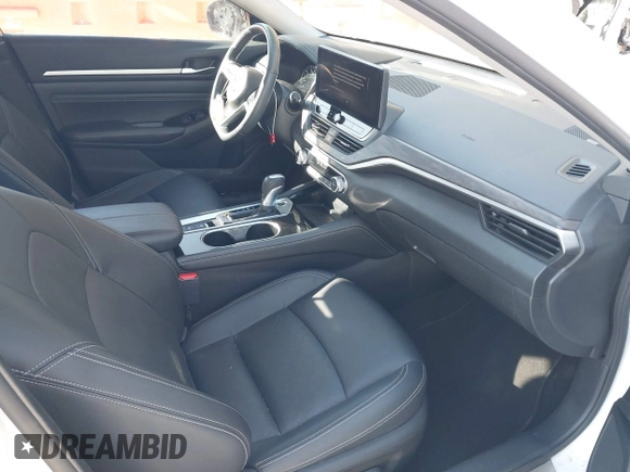 2023 Nissan Altima SL with VIN 1N4BL4EV4PN375579, listed as a IAAI auction lot 41592176 with 29,238 mi miles and . Bid and sale history available at DreamBid. Image 5.