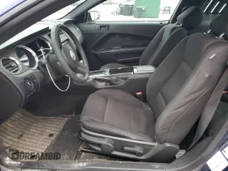 2012 Ford Mustang V6 Premium with VIN 1ZVBP8AM0C5256504, listed as a Copart auction lot 86628894 with 187,417 mi miles and Salvage Title. Bid and sale history available at carsss.com. Image 7.