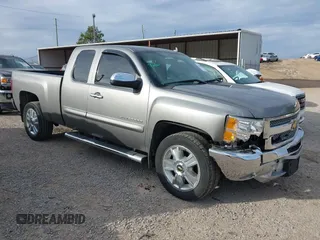 2013 Chevrolet Silverado 1500 LT with VIN 1GCRCSE01DZ155855, listed as a IAAI auction lot 41286934 with 46,735 mi miles and . Bid and sale history available at DreamBid. Image 1.