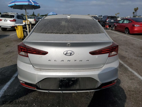 2020 Hyundai Elantra Value Edition with VIN 5NPD84LF5LH525824, listed as a Copart auction lot 71494134 with 82,224 mi miles and Clean Title. Bid and sale history available at carsss.com. Image 6.