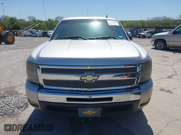 2010 Chevrolet Silverado 1500 LT with VIN 3GCRCSE07AG283691, listed as a IAAI auction lot 42036305 with 240,896 mi miles and . Bid and sale history available at DreamBid. Image 12.