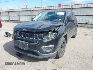 2020 Jeep Compass Sport с VIN 3C4NJCAB2LT102346, выставлен на аукционе IAAI как лот 41010173 с пробегом 70 239 миль миль и . История ставок и продаж доступна на DreamBid. Изображение 2.