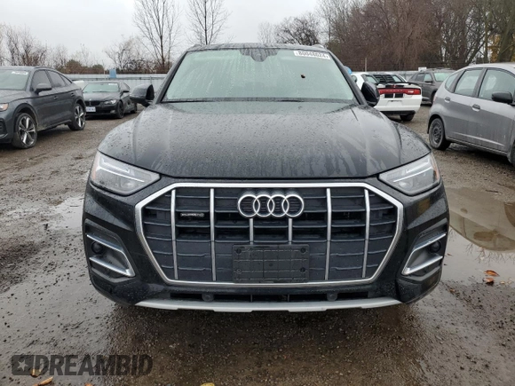 2024 Audi Q5 Komfort with VIN WA1AAAFY9R2001227, listed as a Copart auction lot 80048624 with 11,402 mi miles and Salvage Title. Bid and sale history available at carsss.com. Image 5.