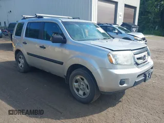 2011 Honda Pilot LX with VIN 5FNYF4H20BB053817, listed as a IAAI auction lot 42660354 with 199,435 mi miles and . Bid and sale history available at DreamBid. Image 1.
