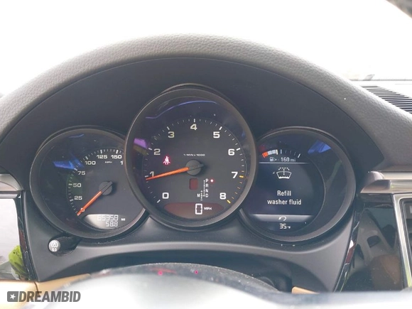 2018 Porsche Macan with VIN WP1AA2A54JLB20602, listed as a IAAI auction lot 41610622 with 65,358 mi miles. Bid and sale history available at carsss.com. Image 7.