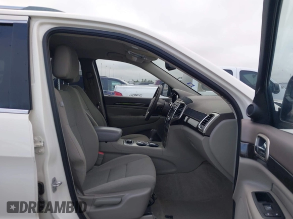 2012 Jeep Grand Cherokee Laredo with VIN 1C4RJFAG5CC224032, listed as a IAAI auction lot 42069334 with 106,614 mi miles. Bid and sale history available at carsss.com. Image 5.