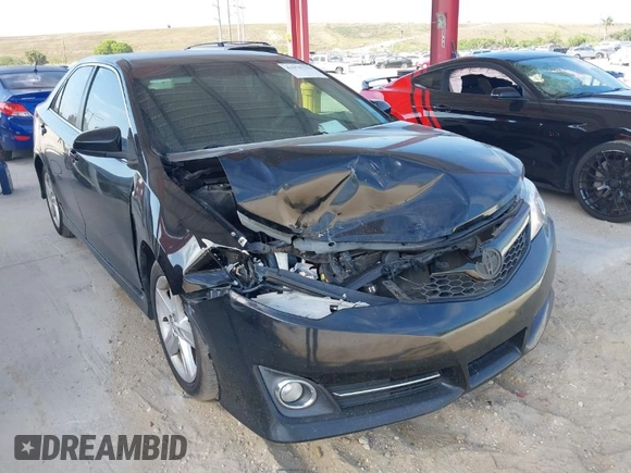2013 Toyota Camry L with VIN 4T1BF1FK3DU257587, listed as a IAAI auction lot 41975733 with 187,011 mi miles. Bid and sale history available at carsss.com. Image 1.