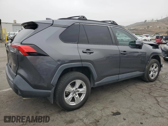 2020 Toyota RAV4 XLE with VIN 2T3W1RFV2LC045134, listed as a Copart auction lot 59635475 with 122,144 mi miles and Salvage title. Bid and sale history available at DreamBid. Image 3.