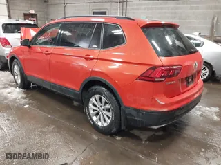 2018 Volkswagen Tiguan S with VIN 3VV1B7AX6JM081850, listed as a IAAI auction lot 41607896 with 101,068 mi miles. Bid and sale history available at carsss.com. Image 3.