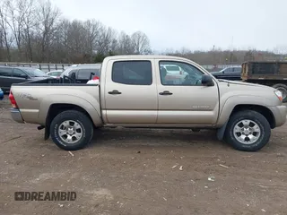 2006 Toyota Tacoma z VIN 5TELU42N76Z259191, wystawiony jako IAAI lot #41344389 z przebiegiem Nie podano mil oraz . Historia ofert i sprzedaży dostępna na DreamBid. Obrazek 12.