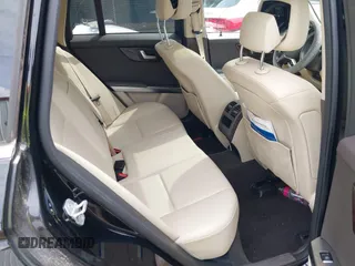 2013 Mercedes-Benz GLK 350 z VIN WDCGG5HB5DG035962, wystawiony jako IAAI lot #42483001 z przebiegiem 107 644 mil mil oraz . Historia ofert i sprzedaży dostępna na DreamBid. Obrazek 8.