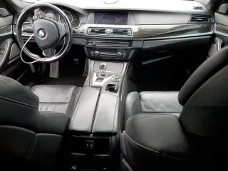 2013 BMW M5 z VIN WBSFV9C56DD096294, wystawiony jako Copart lot #57855005 z przebiegiem Nie podano mil oraz Tytuł czysty. Historia ofert i sprzedaży dostępna na DreamBid. Obrazek 8.