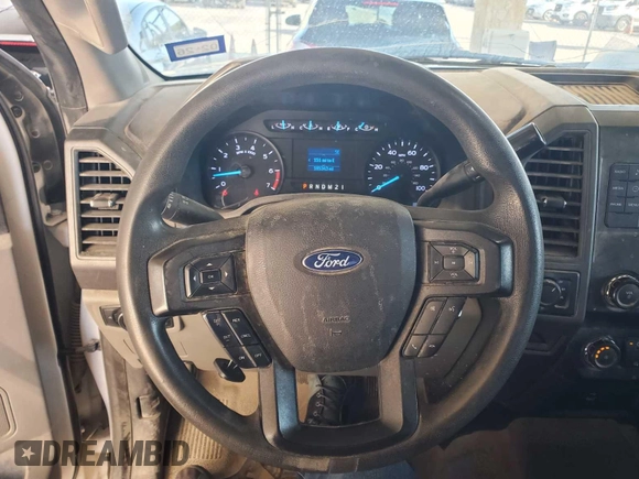 2019 Ford F-250 XL with VIN 1FT7X2B68KEE27486, listed as a IAAI auction lot 42276545 with 185,343 mi miles and . Bid and sale history available at DreamBid. Image 6.