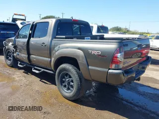 2012 Toyota Tacoma z VIN 5TFLU4EN9CX047925, wystawiony jako IAAI lot #41661700 z przebiegiem 219 158 mil mil oraz . Historia ofert i sprzedaży dostępna na DreamBid. Obrazek 3.