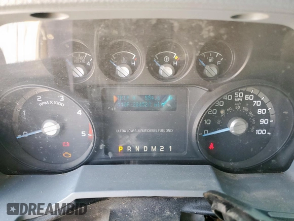 2015 Ford F-250 Lariat z VIN 1FT7W2BT5FEB60435, wystawiony jako Copart lot #57226935 z przebiegiem 284 521 mil mil oraz Czysty tytuł • Clean title. Historia ofert i sprzedaży dostępna na DreamBid. Obrazek 9.