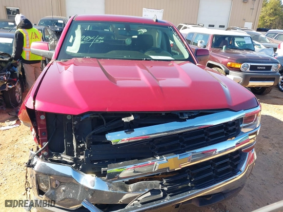 2018 Chevrolet Silverado 1500 LT with VIN 1GCVKREH9JZ178005, listed as a IAAI auction lot 41262147 with 90,215 mi miles. Bid and sale history available at carsss.com. Image 12.