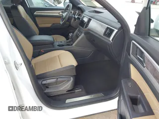 2021 Volkswagen Atlas SE with VIN 1V2JE2CA4MC232349, listed as a IAAI auction lot 42315381 with 32,755 mi miles and . Bid and sale history available at DreamBid. Image 5.