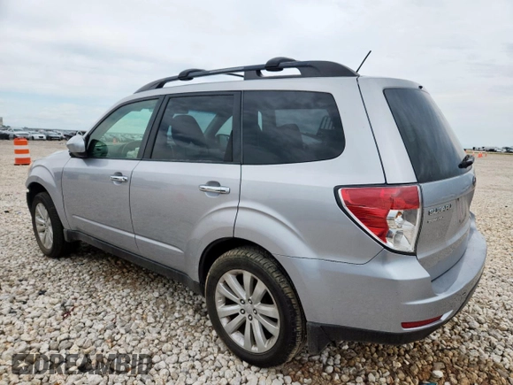 2013 Subaru Forester X Premium with VIN JF2SHADC9DH417640, listed as a Copart auction lot 60470115 with 177,405 mi miles and Salvage title. Bid and sale history available at DreamBid. Image 2.