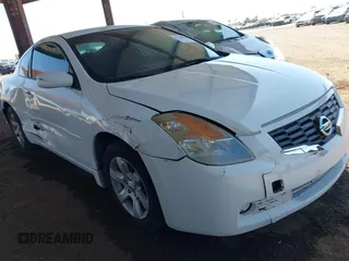 2009 Nissan Altima S z VIN 1N4AL24E99C188516, wystawiony jako IAAI lot #42128770 z przebiegiem 172 666 mil mil oraz . Historia ofert i sprzedaży dostępna na DreamBid. Obrazek 6.