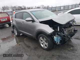 2012 Kia Sportage LX with VIN KNDPB3A29C7273864, listed as a IAAI auction lot 41543862 with 140,897 mi miles. Bid and sale history available at carsss.com. Image 1.