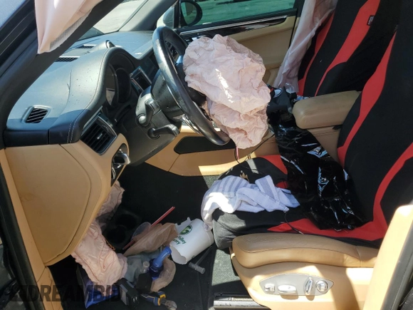 2018 Porsche Macan S with VIN WP1AB2A50JLB31853, listed as a Copart auction lot 57301305 with Not provided miles and Salvage title. Bid and sale history available at DreamBid. Image 7.