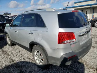 2012 Kia Sorento LX with VIN 5XYKT3A63CG300487, listed as a Copart auction lot 42238505 with 169,756 mi miles and Salvage Title. Bid and sale history available at DreamBid. Image 2.