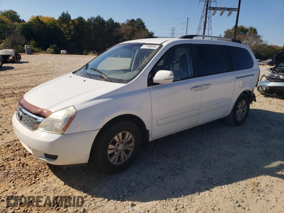2011 Kia Sedona LX with VIN KNDMG4C76B6398313, listed as a Copart auction lot 77766494 with 244,988 mi miles and Salvage Title. Bid and sale history available at carsss.com. Image 1.