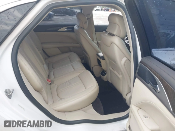 2017 Lincoln MKZ Hybrid Select с VIN 3LN6L5LU6HR657017, выставлен на аукционе IAAI как лот 42346163 с пробегом 93 104 миль миль и . История ставок и продаж доступна на DreamBid. Изображение 8.