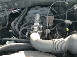 2003 Ford F-150 XL с VIN 2FTRF17273CA24246, выставлен на аукционе IAAI как лот 42968174 с пробегом 88 888 миль миль и . История ставок и продаж доступна на DreamBid. Изображение 12.