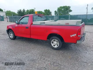2004 Ford F-150 XL с VIN 2FTRF17W04CA88262, выставлен на аукционе IAAI как лот 42312475 с пробегом 84 272 миль миль и . История ставок и продаж доступна на DreamBid. Изображение 3.