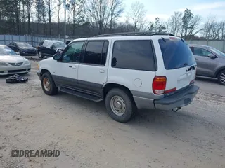 2000 Mercury Mountaineer z VIN 4M2ZU66P9YUJ19036, wystawiony jako IAAI lot #41663230 z przebiegiem 159 635 mil mil oraz . Historia ofert i sprzedaży dostępna na DreamBid. Obrazek 3.