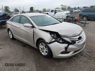 2011 Hyundai Sonata GLS with VIN 5NPEB4AC5BH284652, listed as a IAAI auction lot 42067587 with 155,310 mi miles and . Bid and sale history available at carsss.com. Image 1.