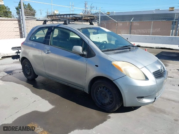 2007 Toyota Yaris with VIN JTDJT923175050104, listed as a IAAI auction lot 41818704 with 467,292 mi miles. Bid and sale history available at carsss.com. Image 1.