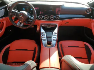 2022 Mercedes-Benz AMG GT 43 z VIN W1K7X5KB0NA053519, wystawiony jako Copart lot #77073224 z przebiegiem 19 583 mil mil oraz Szkoda całkowita • Salvage title. Historia ofert i sprzedaży dostępna na DreamBid. Obrazek 8.