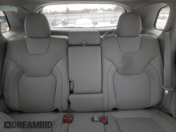 2022 Jeep Cherokee Latitude Lux with VIN 1C4PJMMN2ND530656, listed as a Copart auction lot 43836375 with 31,933 mi miles and Salvage title. Bid and sale history available at DreamBid. Image 10.
