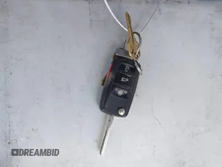 2013 Volkswagen Beetle с VIN 3VWHX7AT0DM663696, выставлен на аукционе IAAI как лот 41485832 с пробегом 111 465 миль миль и . История ставок и продаж доступна на DreamBid. Изображение 11.