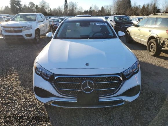 2024 Mercedes-Benz E with VIN W1KLH6FB5RA067448, listed as a Copart auction lot 43457025 with 4,998 mi miles and Salvage Title. Bid and sale history available at DreamBid. Image 5.