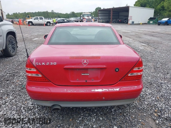 1998 Mercedes-Benz SLK 230/320 with VIN WDBKK47F3WF029419, listed as a IAAI auction lot 42623031 with 103,602 mi miles and . Bid and sale history available at DreamBid. Image 16.